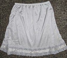 Vintage Mel-Lin A-Line Slip Skirt Women's Medium White Satin 100 Nylon Lace Hem