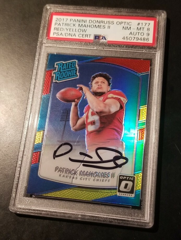 Patrick Mahomes 2017 Panini Donruss Optic Red Yellow Prizm RC PSA 8 AUTO 9 1/1 view 4
