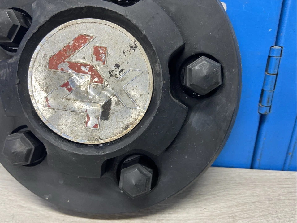 Tapa central de rueda Chevy S10 S15 Blazer Sonoma 1983-1994 15592299 4x4 Foto 3 de 4