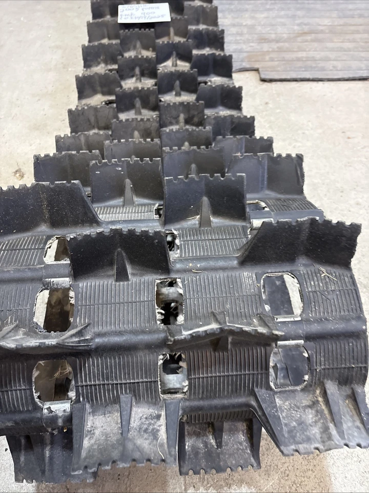 Оригинальный трек Polaris 155 дюймов x 15 дюймов x 2,25 дюйма зажим x шаг 2,86 дюйма 5413622 376 - Изображение 2 из 4