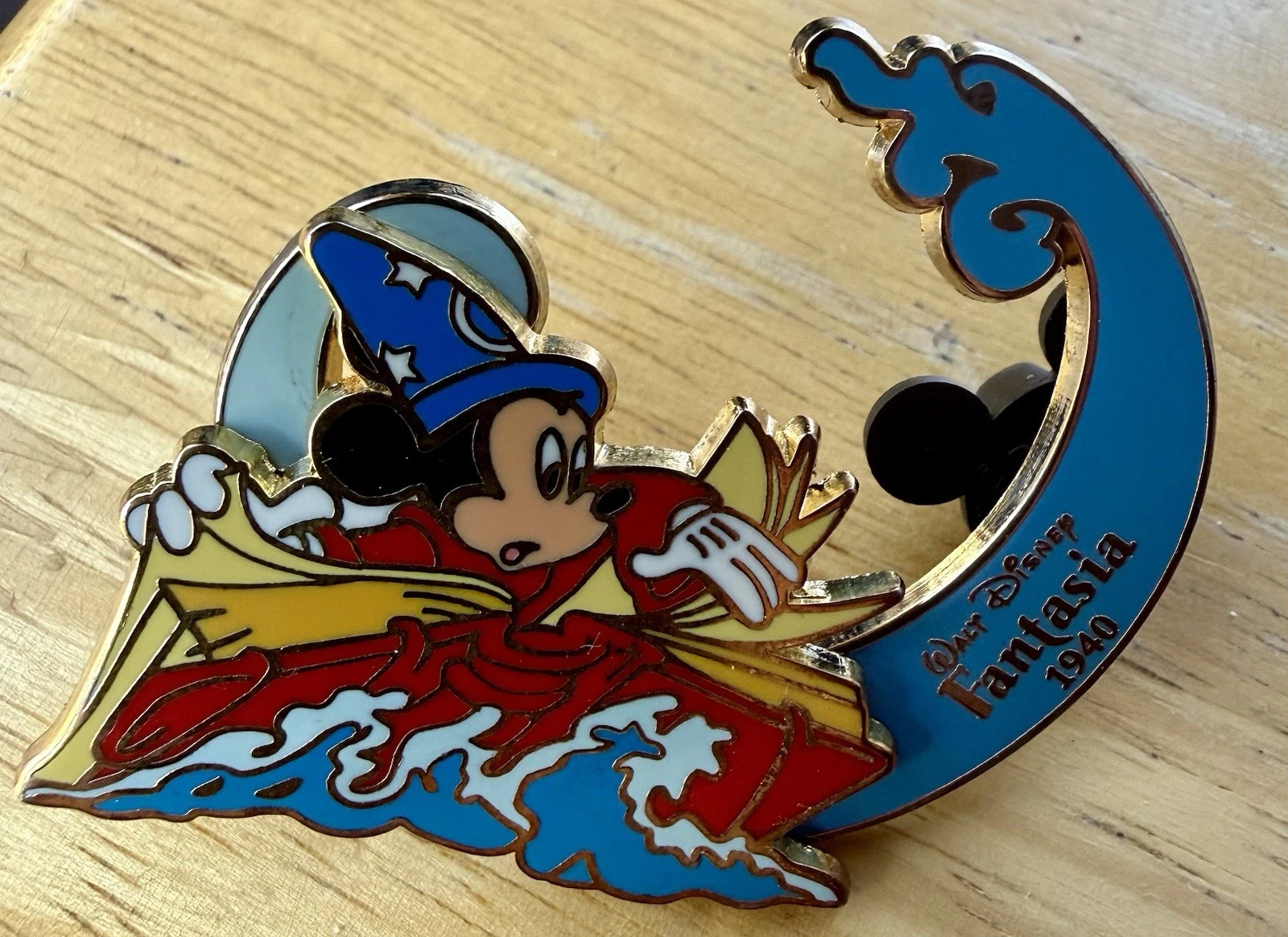 Disney’s Mickey Sorcerer with Book Spinner Fantasia Pin