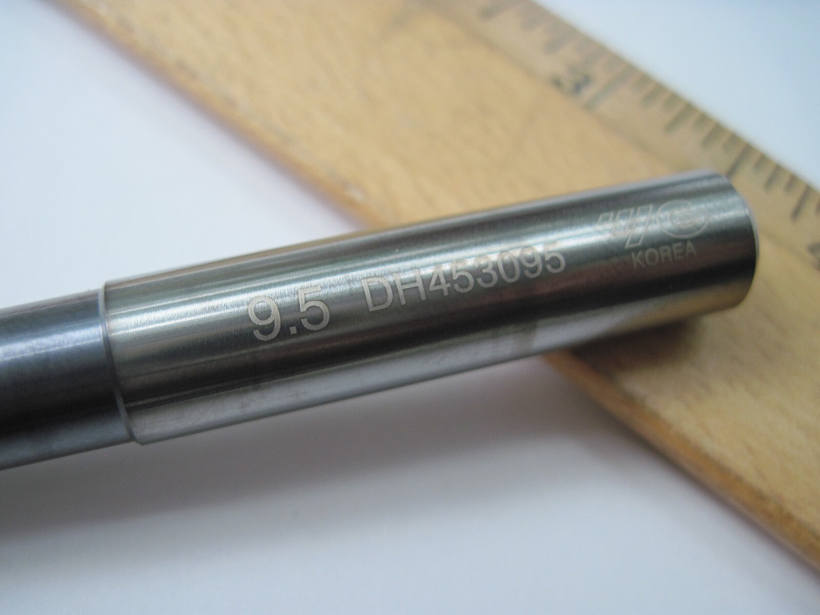 YG1 DH453095 Carbide Thru Coolant Taper Length Drill 9.5mm TiAlN 8xD, OAL: 142mm