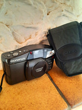 Olympus Superzoom 700BF AF &ndash; Analoge 35mm Kompaktkamera mit Blitz & Tasche