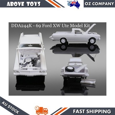 DDA 1:24 Scale XW Standard Ford Ute Plastic Model Assembly Kit