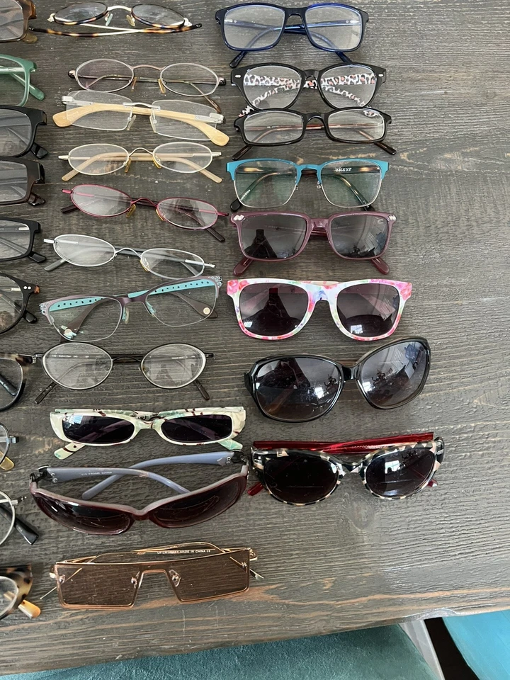 Gran Lote de Gafas y Gafas de Sol Foto 4 de 4