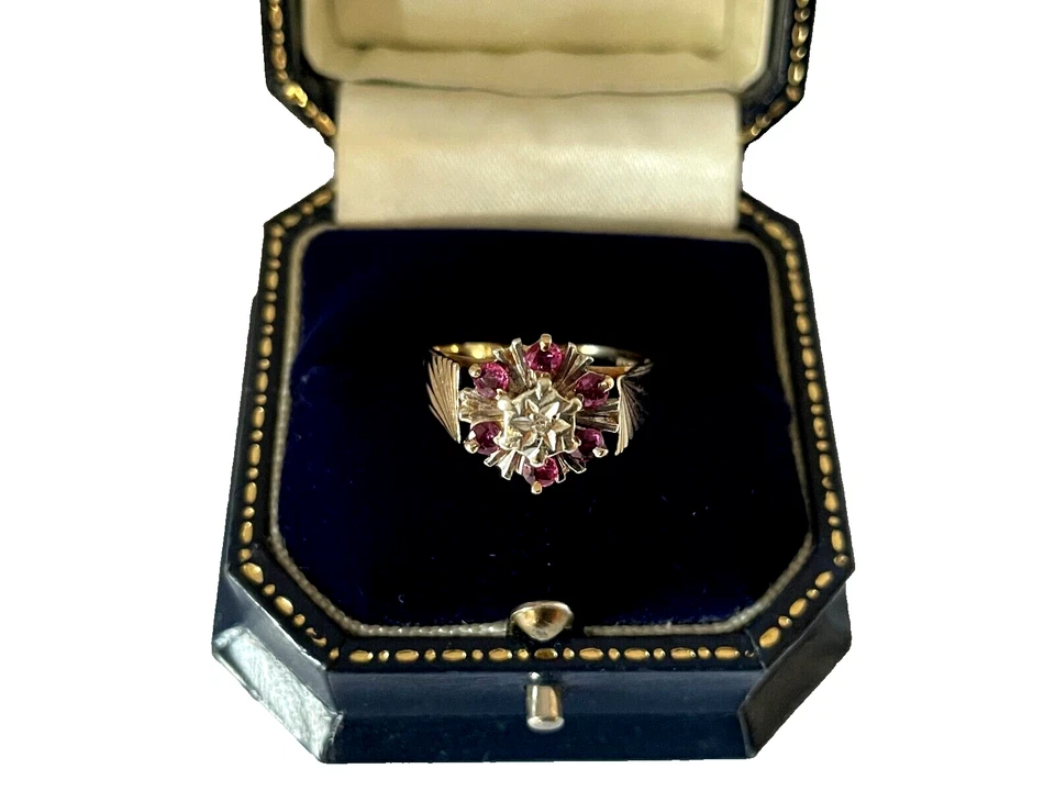 1976 Ruby & Diamond Ring 9ct Gold Vintage Ring Diamond Ruby Ring - Size P 1/2 - Image 2 of 4