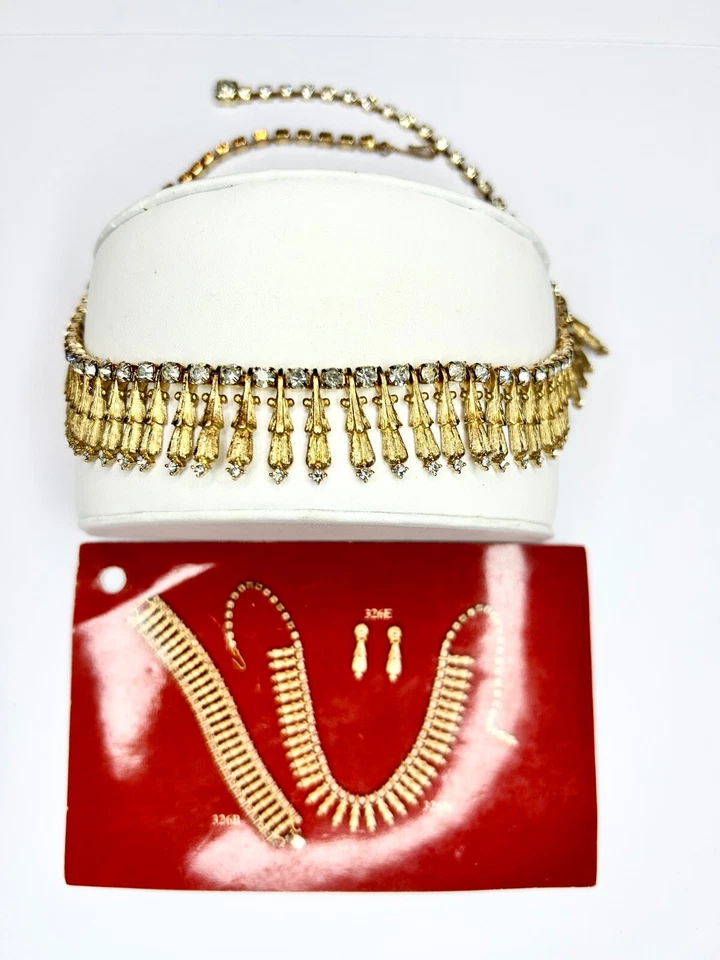 RARE VTG Celebrity Gold Egyptian Cleopatra Fringe Necklace Bracelet Earring Set - Image 4 of 4