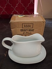 Kook Gravy Boot & Plate Set Model 1039 White Ceramic Sauce Dressing Serving Dish