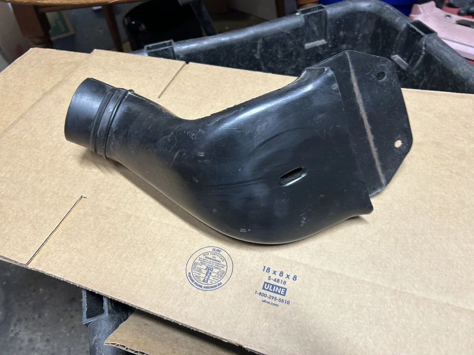 87-96 Ford F150 - 5.0L 5.8L V8 - Caixa de filtro de ar 1/2 mangueira de tubo de admissão f4te9e635aa - Imagem 3 de 4