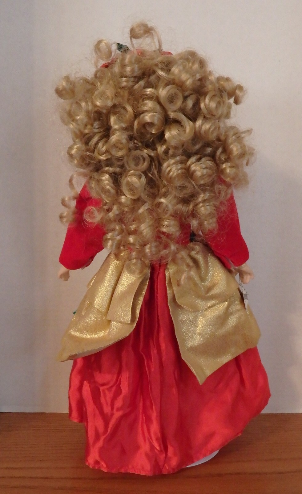 1998 Beautiful Victorian Garden Porcelain " HOLLY " 17" Doll eBay