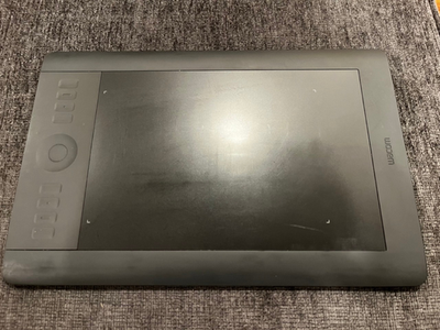 台数限定】Wacom Intuos 5 touch PTH-650/K3 台数限定】Wacom Intuos 5