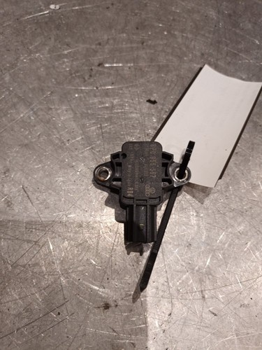 AUDI A4 TDI S LINE DPF E4 4 DOHC 2006-2008 O/S TÜR CRASH AUFPRALLSENSOR VORNE