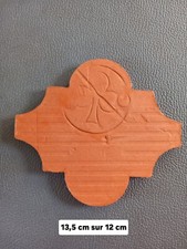 Arabesques En Terre Cuite