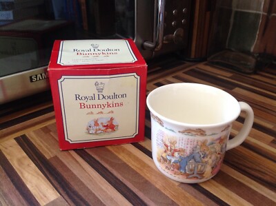 Royal Doulton Bunnykins Celebrate Your Taufe Tasse Becher Bone China - Originalverpackt