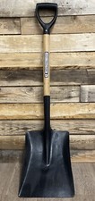 Contractor 1st Wooden D Shaped Handle Heavy Duty Taper Shovel
