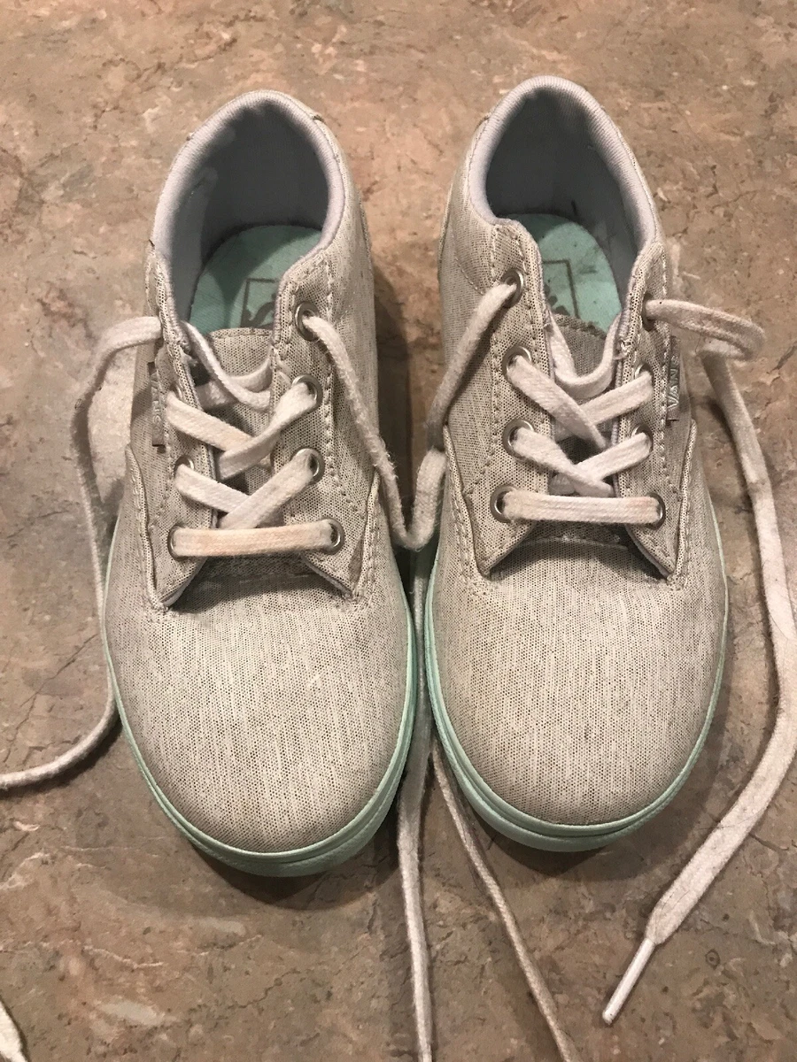 Mint grey vans top