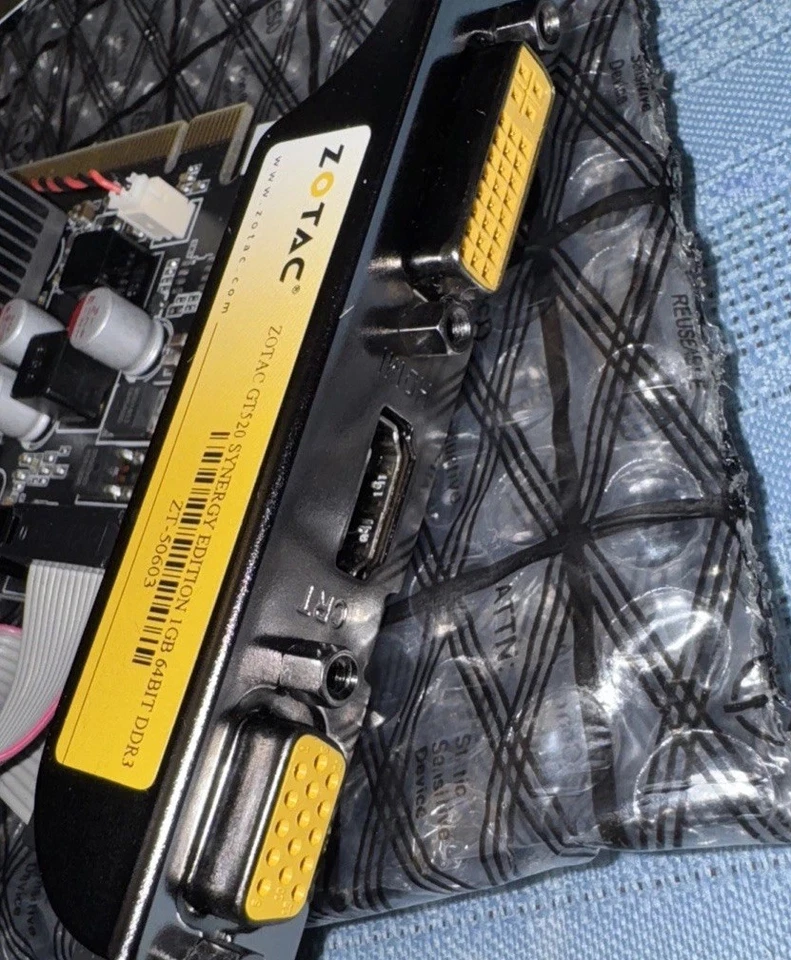 Zotac Nvidia GeForceGT 520 1GB DDR3 PCI-E Video Graphics Card ZT-50603 - Image 4 of 4