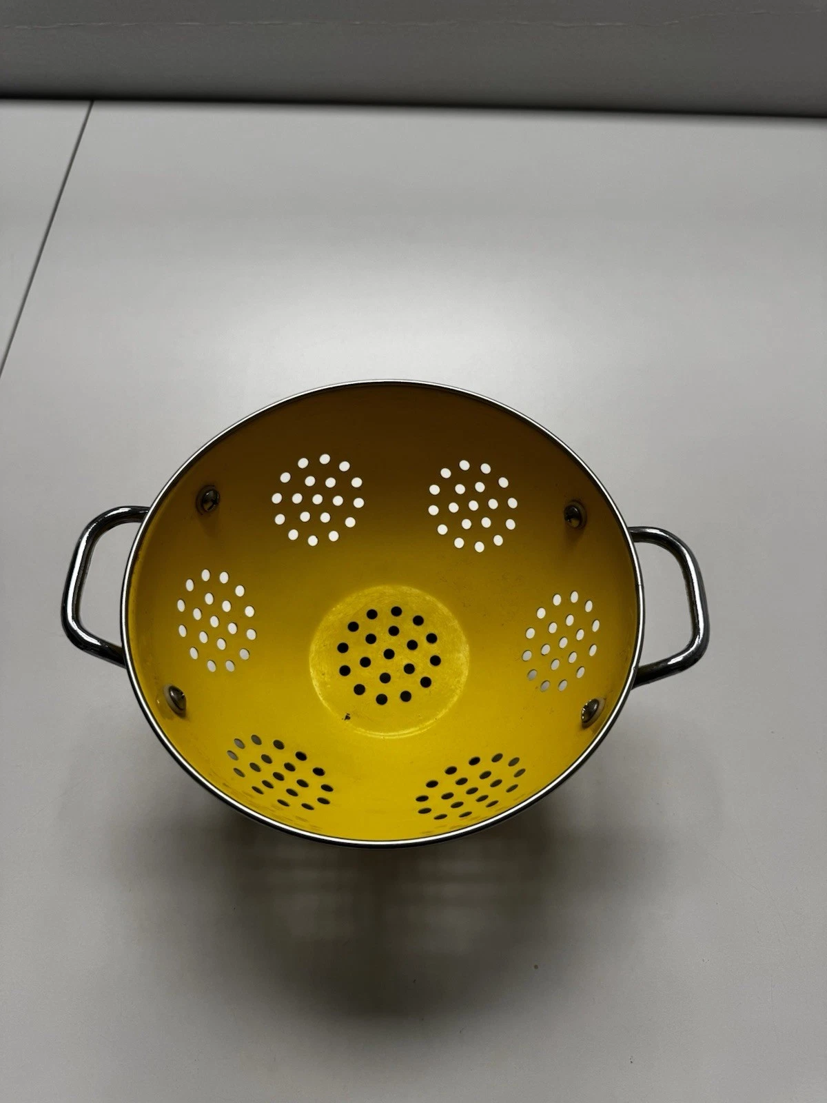 Yellow Enamel Strainer Colander With Silver Trim & Handles Vintage
Opens in a new window or tab
