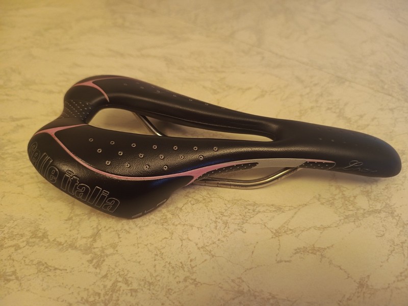 Selle Italia SLR Lady Flow Saddle (Pink/Black) 131mm