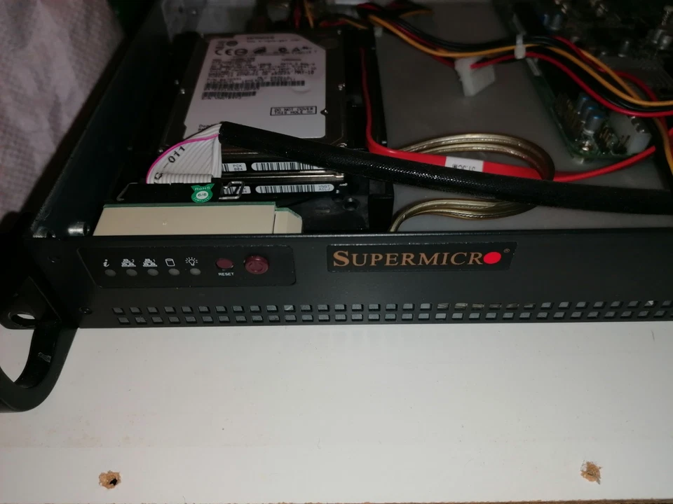 Supermicro X7SPA-HF, 4GB RAM, 2X 160GB HDD, CSE-502-200B - Image 2 of 3