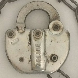 Adlake-C-amp-NW-Railroad-Lock-And-Chain-84-No-Key-Vintage