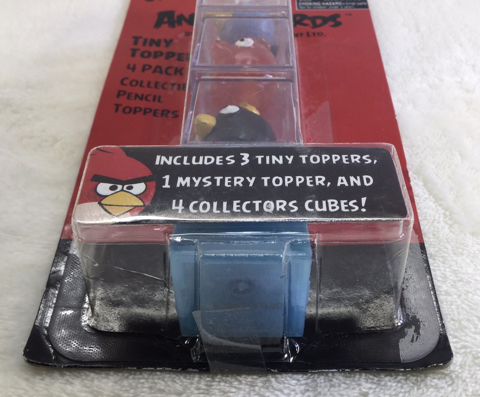 Angry Birds Tiny Toppers 4 Pack Collectible Pencil Toppers Mystery Cube - Picture 5 of 6