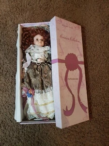 Crimson Collection Porcelain Doll Elain 8017 Excellent Condition