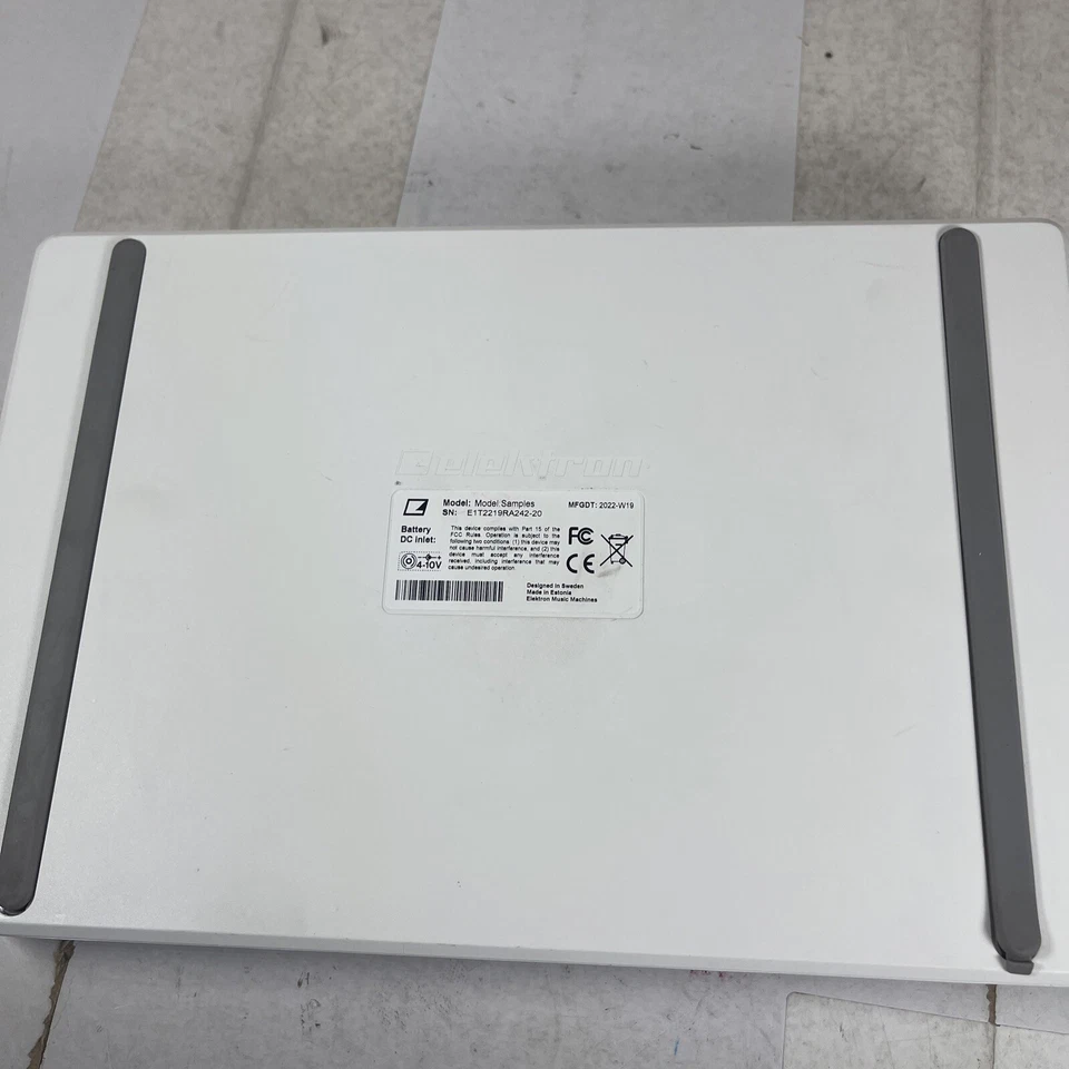 Elektron Model:Samples 6-track Sample Based Groovebox no charger - Image 4 of 4