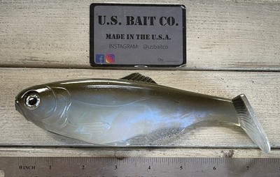 Weedless Swimbait 7.5  Color  Blue Gizzard Shad Lot Of 1 Bait