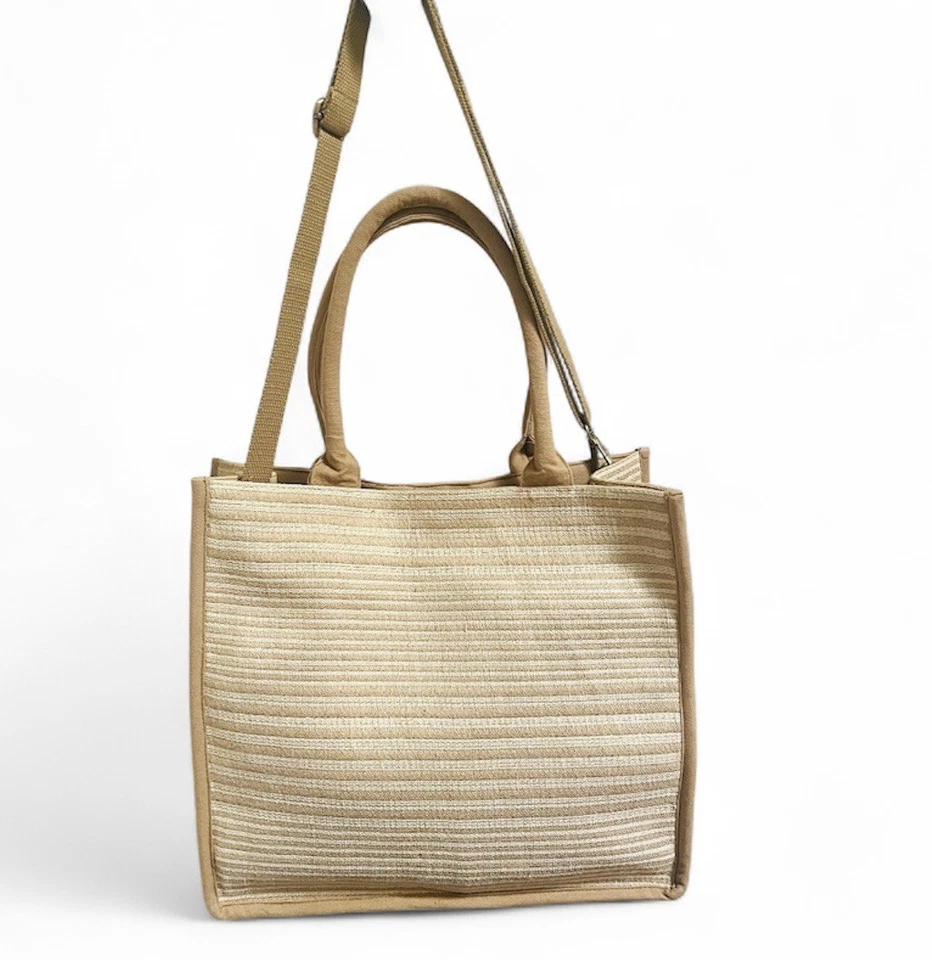 Bolsa tote America & Beyond enfeitada à mão cor neutra - Nova com etiquetas - Varejo $188 - Imagem 2 de 4