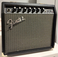 Fender Champion 25 25W Modelling Combo Amp Practice 1x Speaker 1-Ch 8Ω