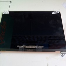 MacBook A1932 Wyprzedaż ekranu Tylko uszkodzone części 4208