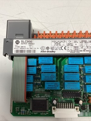 Allen-Bradley 1746-OW16 SLC500 Series C Output Module L-184