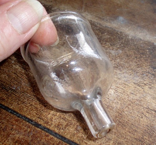 HAND BLOWN PRIMITIVE ANTIQUE MINIATURE GLASS FUNNEL MEDICAL LAB PHARMACY - Picture 14 of 17