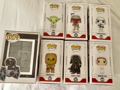 Star Wars 2019 Galactic Convention Gold Set + Tie Fighter & Pilot Pop 40 años - Imagen 4 de 7