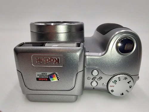 KODAK EASYSHARE Z700 4.0MP 5X Zoom Digital Camera Tested w/ 2 GB SD Card & Case - Picture 6 of 9