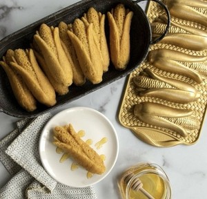 Nordic Ware Corn Cakes Baking Pan