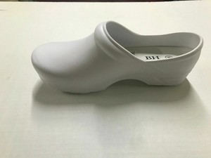 comfy white nursing shoes