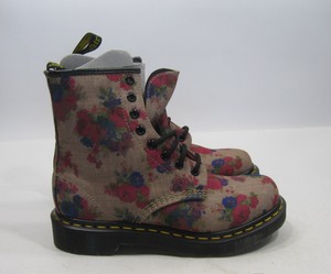dr martens castel
