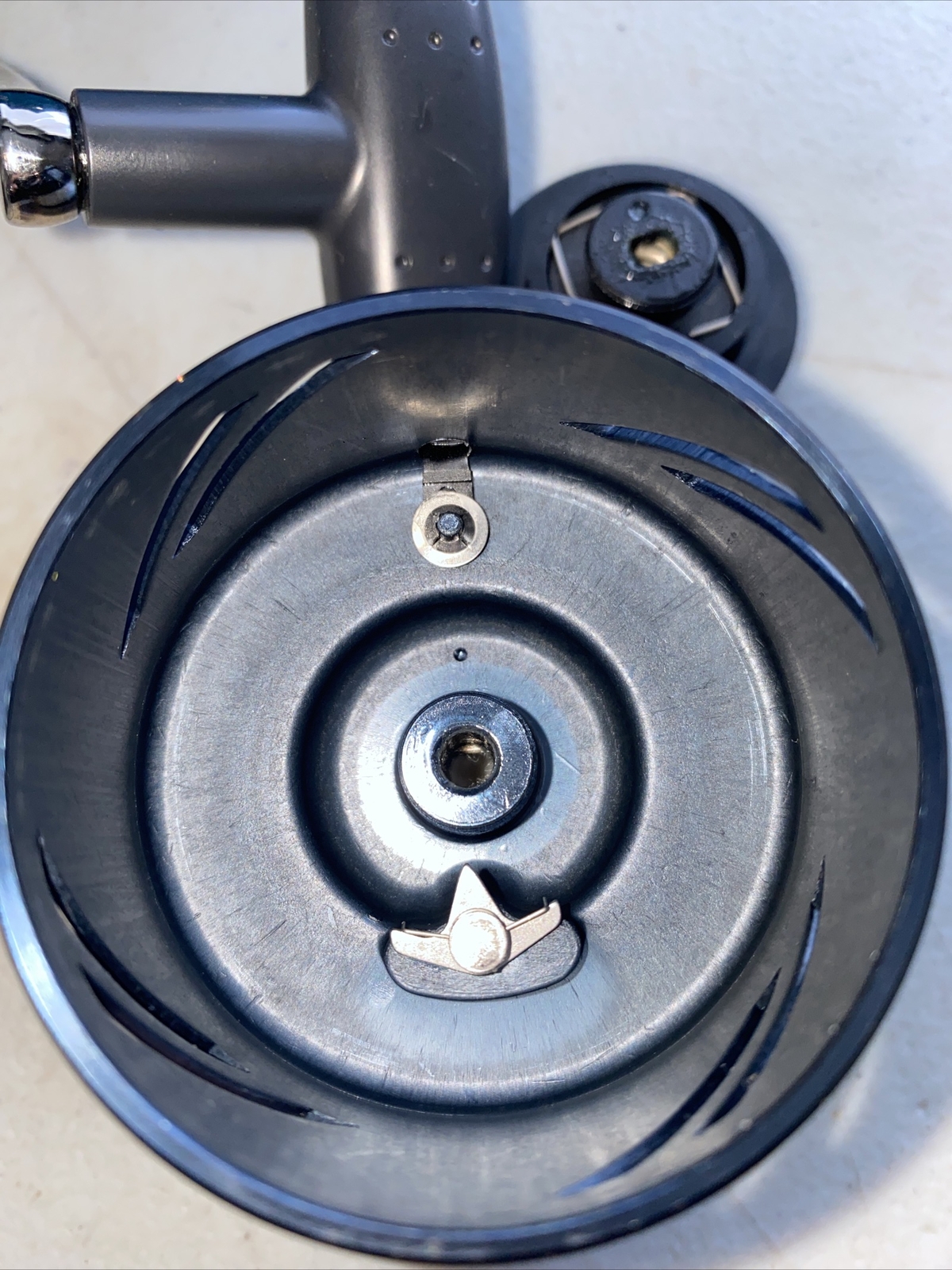 SHIMANO SEDONA 4000HG  Nexave Spinning Reel Never Used