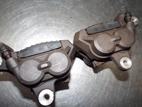 Suzuki GSX600F GSX 600 F ab 1989 frühes Modell Paar Bremssättel vorne - Bild 6 von 7