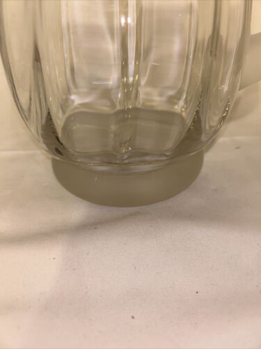 Qualia Glas Wasserglas Krug mattierter Griff und Boden 9-1/4" hoch. mit Etikett - Bild 3 von 5