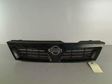 Calandre Nissan ALMERA