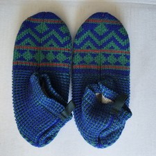 Bombas - Gripper Sherpa Lined Slippers - House Shoes Socks - Size Small