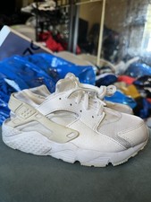 Nike Air Huarache Kids Size 2Y Pre Owned No Insoles