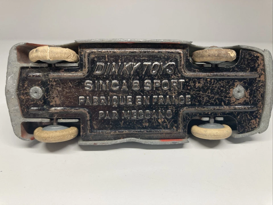 DINKY TOYS France - SIMCA 8 SPORT REF 24S - Photo 3/3
