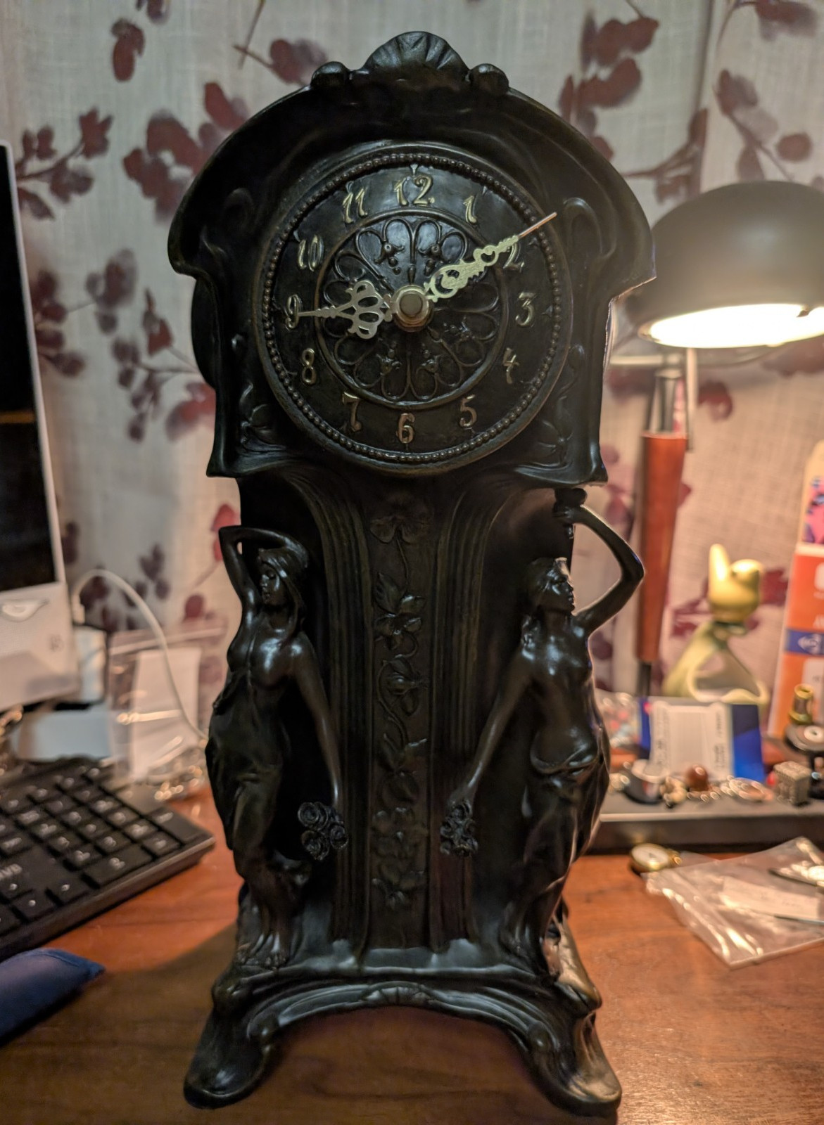 Art Nouveau Metal Mantel Clock Bronze Finish with Figurines 