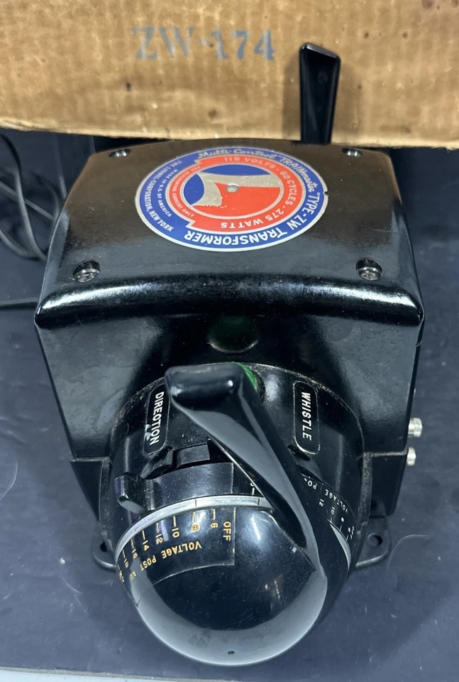 Lionel Type ZW multi control trainmaster transformer 275W W/box inserts CLEAN! - Image 2 of 4