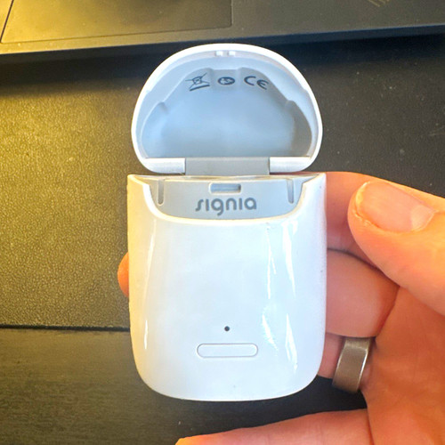 Signia Styletto X Hearing Aid Charger Case, White, Compact Portable Plastic