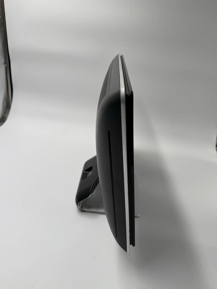 HP 20" LCD Computer Display Monitor w/ Stands (2009m, FV583AA) - Image 3 of 4